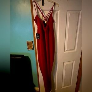 Dreamy Date Red Surplice Midi Dress NWT.